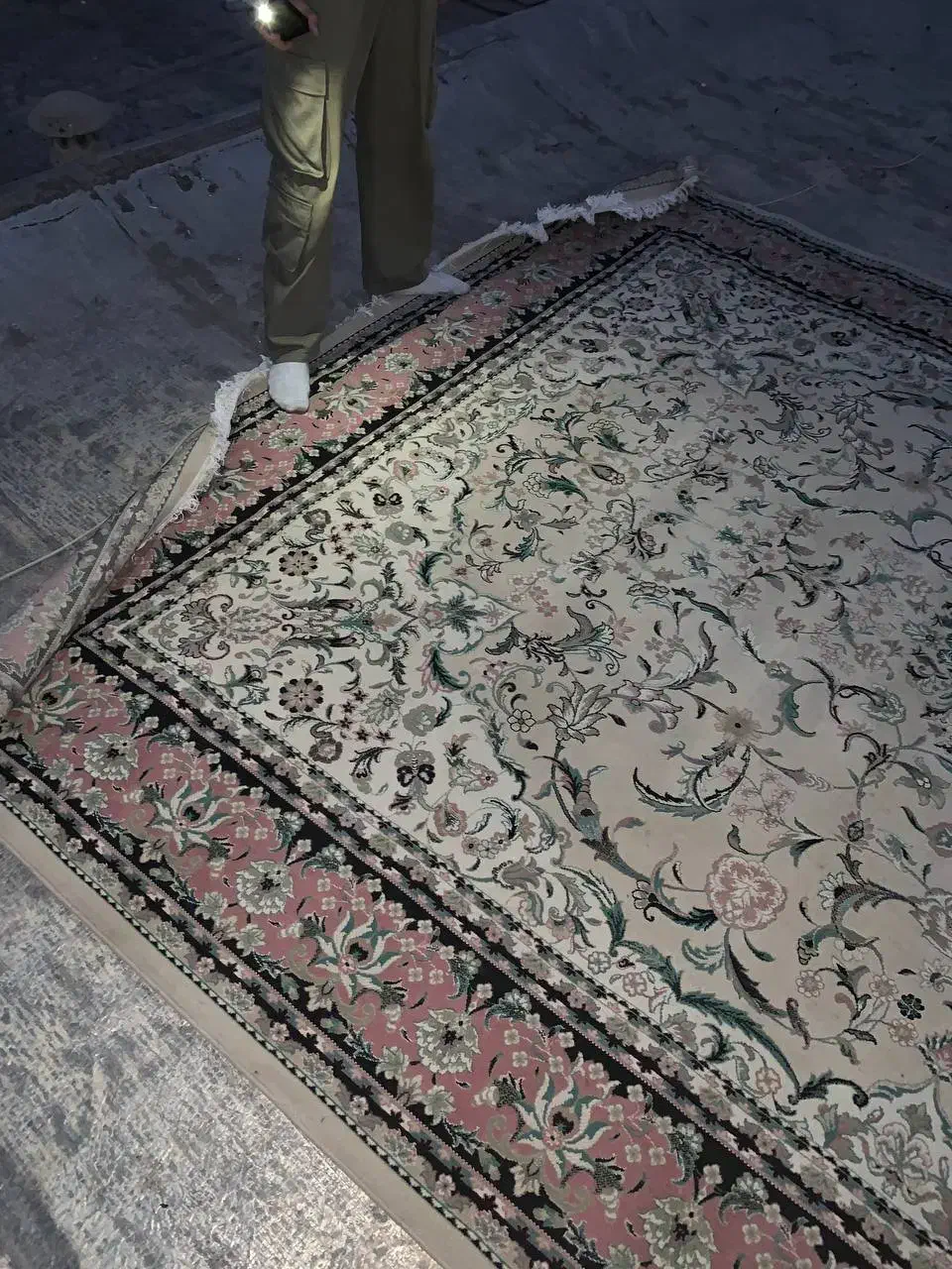 فرش ماشینی در حد نو|فرش|کرمانشاه, |دیوار