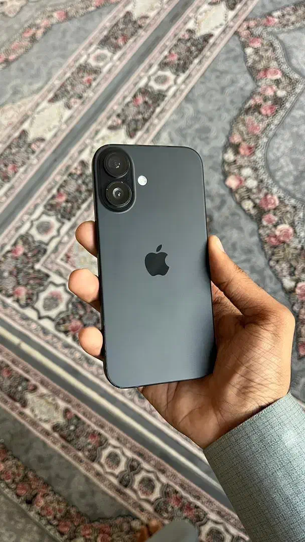 ۱۶ نرمال ۱۲۸ گیگ|موبایل|چابهار, |دیوار