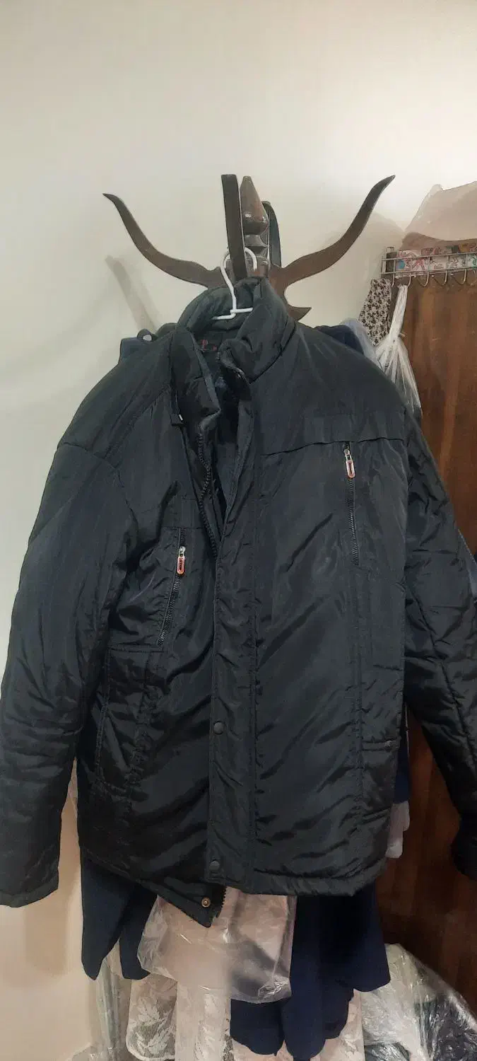 کاپشن|لباس|مبارکه, |دیوار