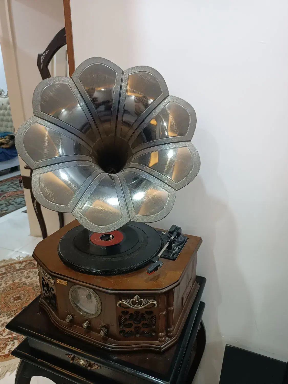 گرامافون|سیستم صوتی خانگی|کرج, دهقان ویلا|دیوار