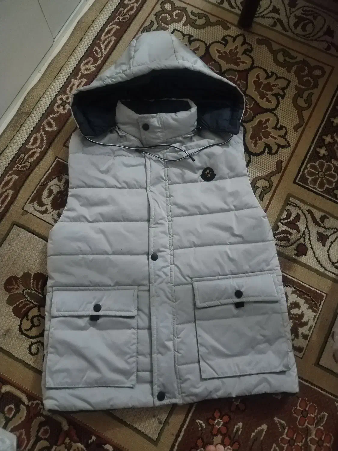 پافر|لباس|شهرضا, |دیوار