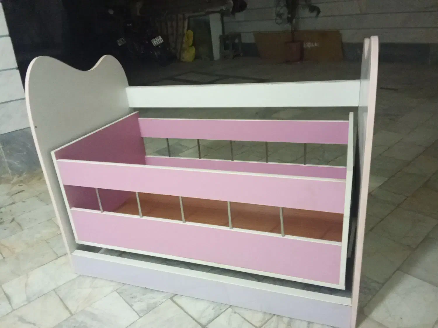 گهواره کودک|تخت و صندلی بچه|قزوین, |دیوار