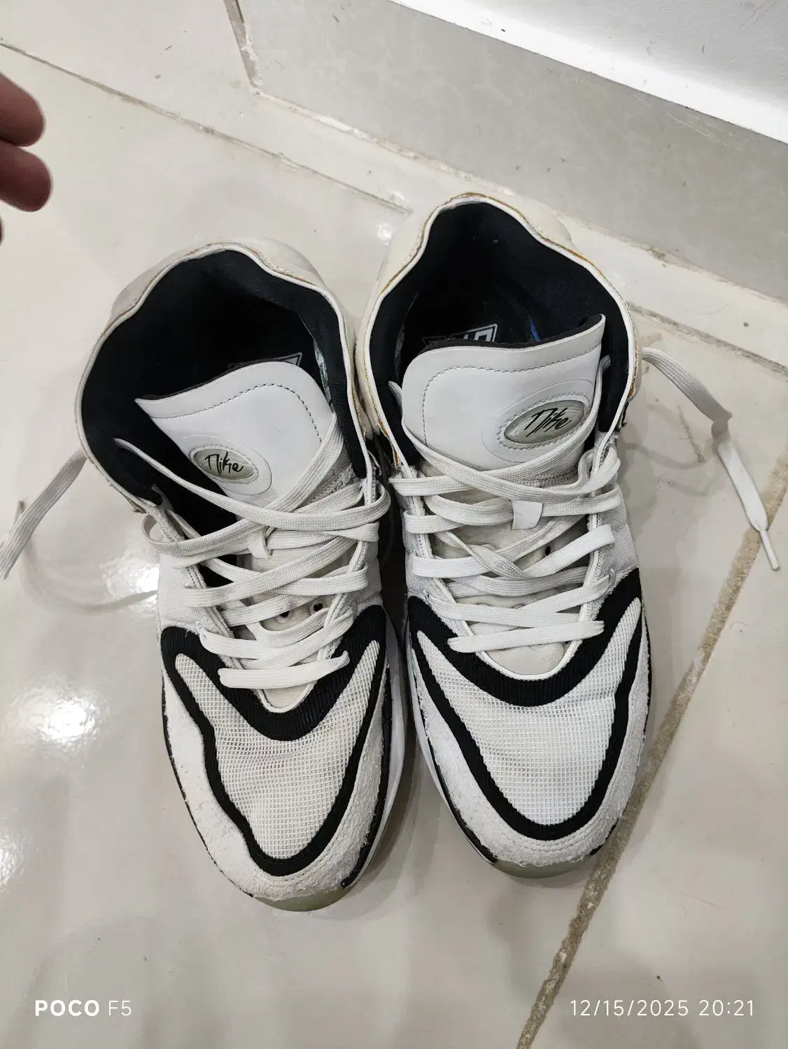 کف نایکی اورحینال مستعمل|کیف، کفش، کمربند|قشم, |دیوار