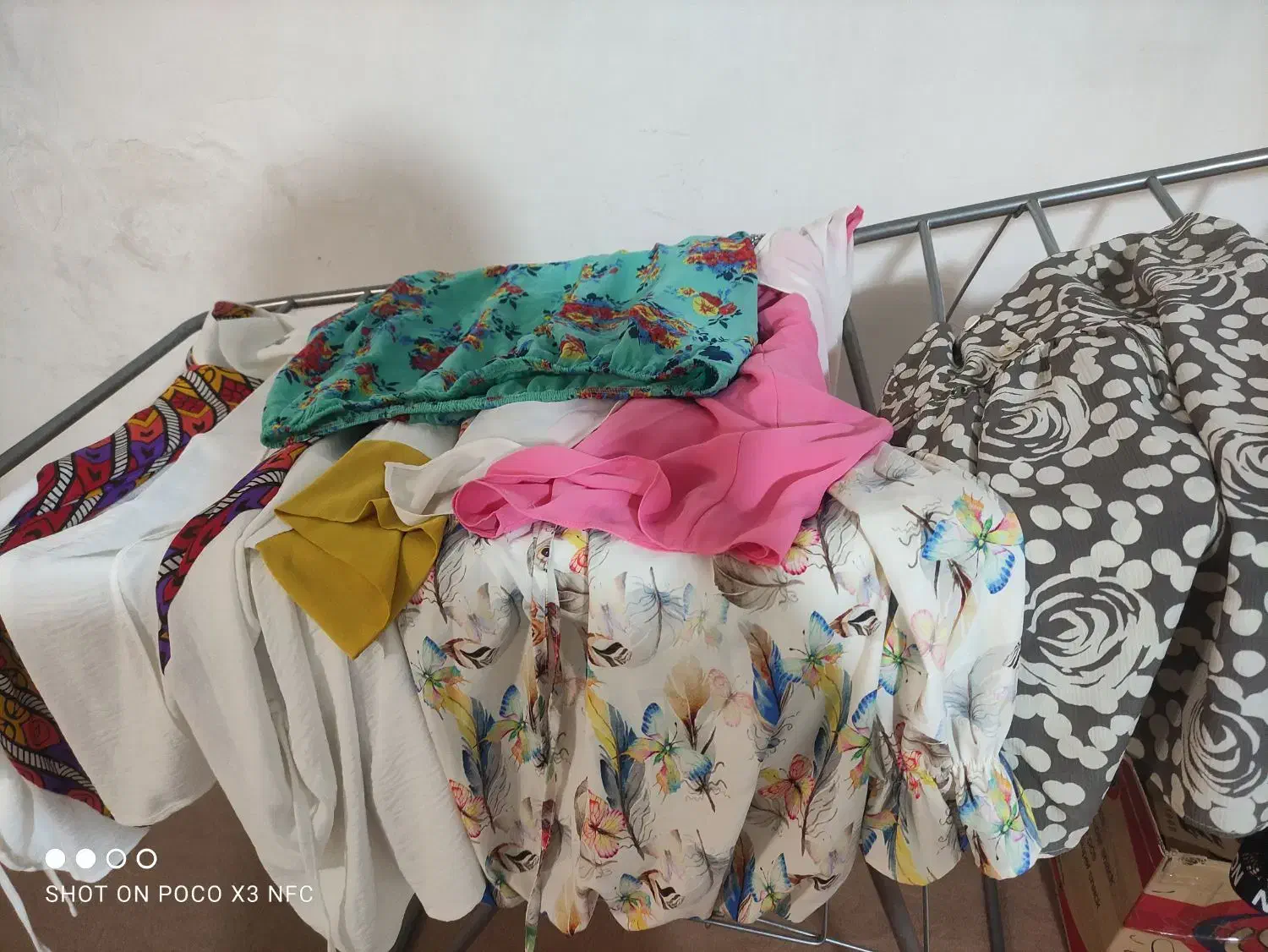 فروش لباس|لباس|کرج, پیشاهنگی|دیوار