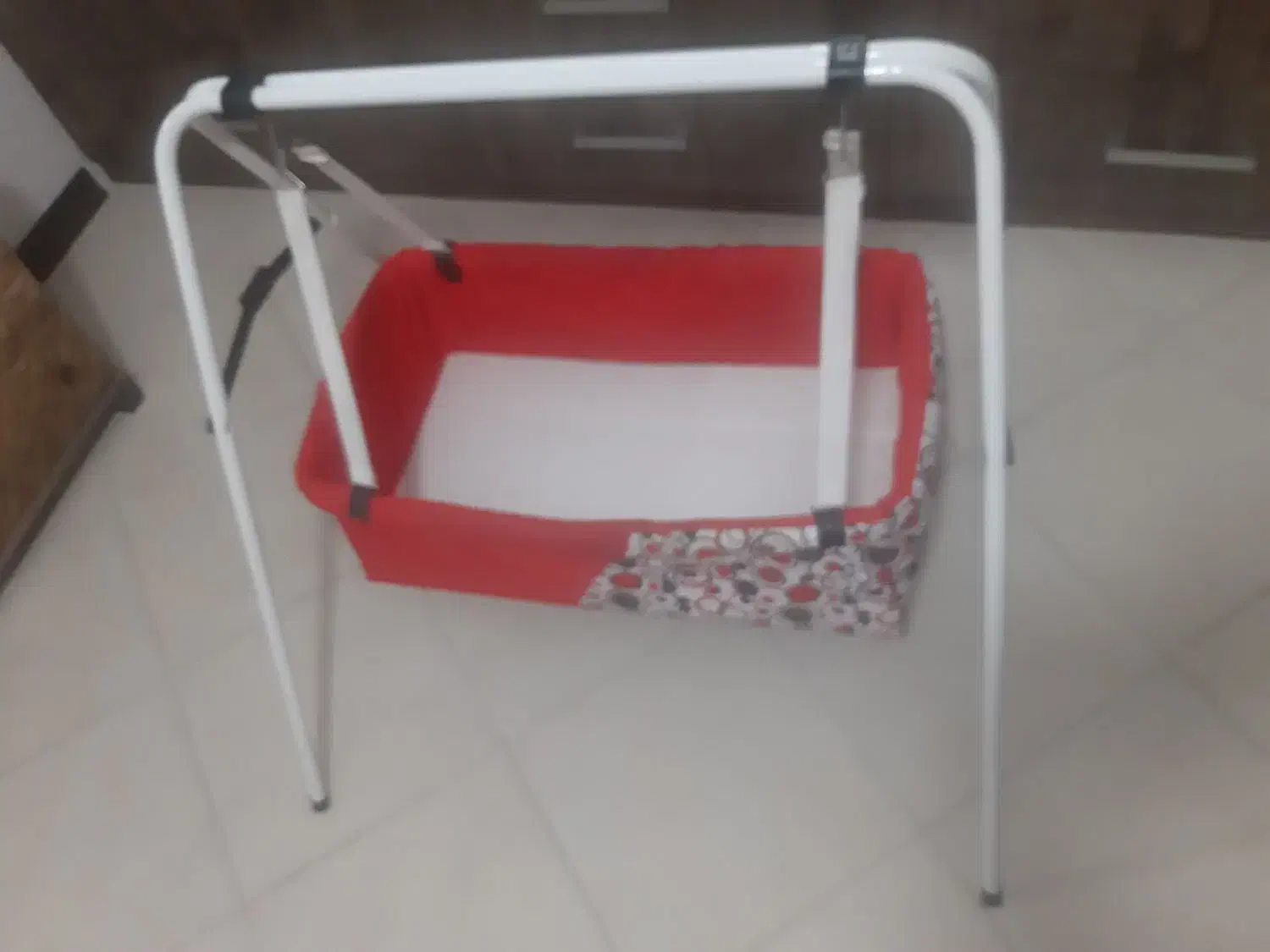 فروش گهواره،کریر،تشک بازی نوزاد|اسباب و اثاث بچه|اصفهان, شهید رجایی|دیوار