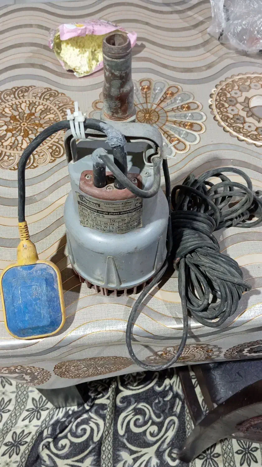 پمپ کف کش یک اینچ ایتالیایی اصل|مصالح و تجهیزات ساختمان|اهواز, کوی سعدی|دیوار