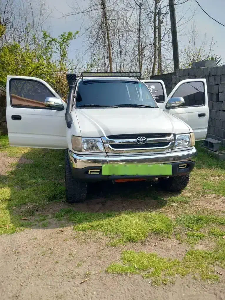 تویوتا هایلوکس ۲۰۰۱ تایگر|خودرو سواری و وانت|خشکبیجار, |دیوار