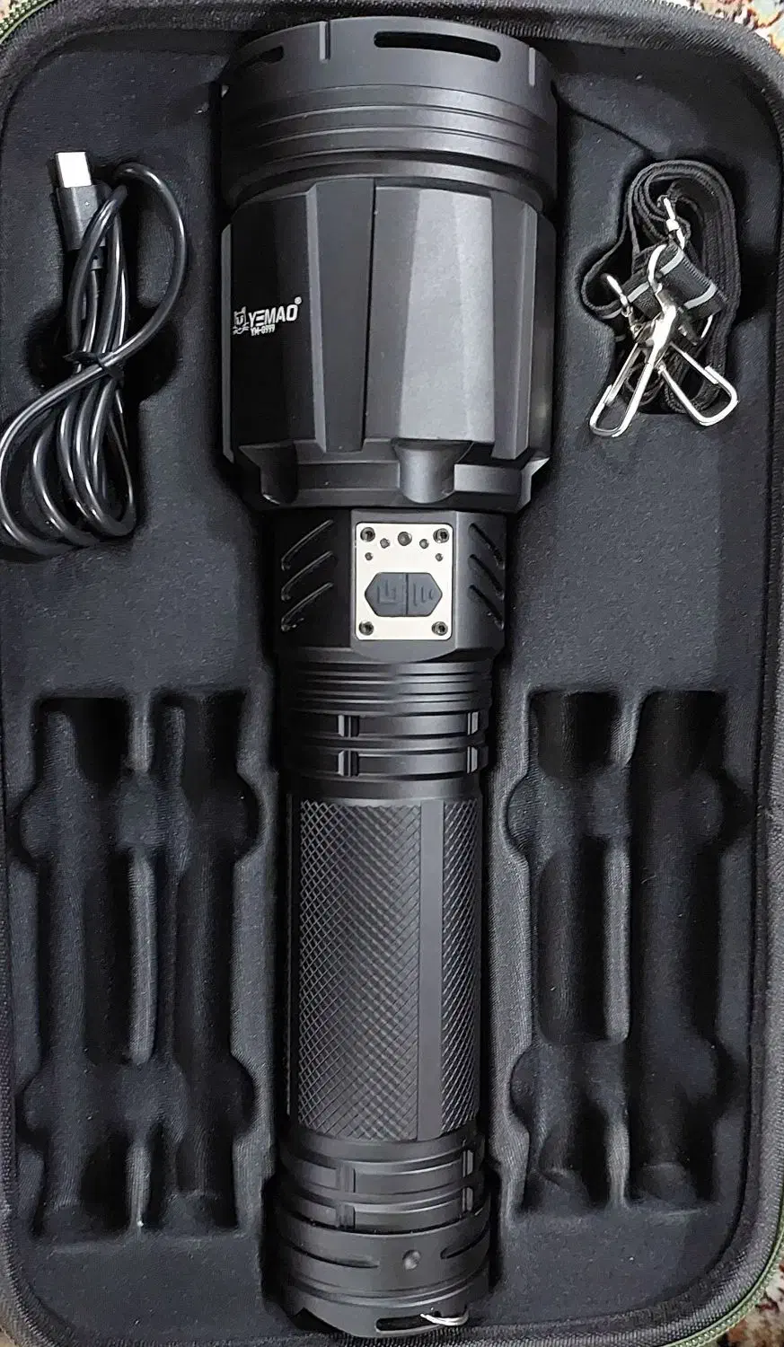 چراغ خییلی قوی|کوهنوردی و کمپینگ|بندرلنگه, |دیوار