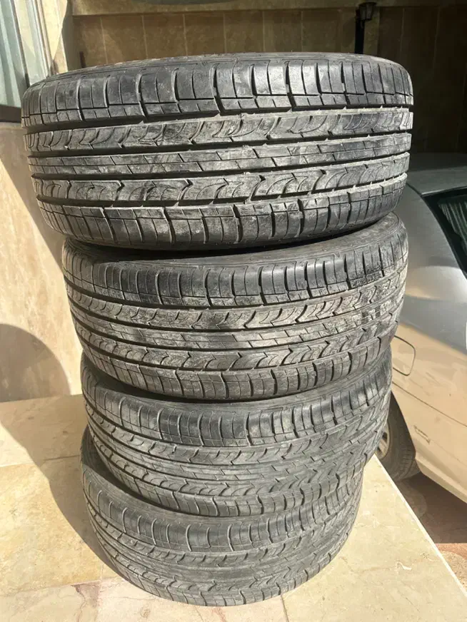 لاستیک ۱۸  کره ای در حد نو|قطعات یدکی و لوازم جانبی|اصفهان, بختیاردشت (شهرک پرتو)|دیوار