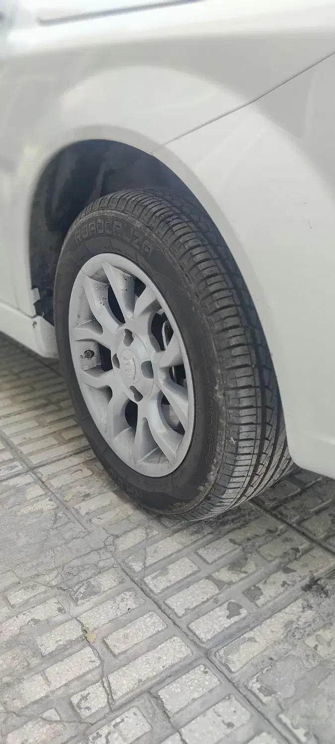 دنا پلاس ۶سرعته بدون رنگ|خودرو سواری و وانت|کرمانشاه, |دیوار