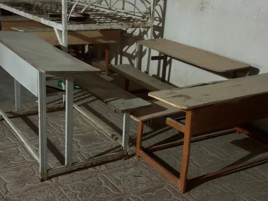 نیمکت|صندلی و نیمکت|برازجان, |دیوار