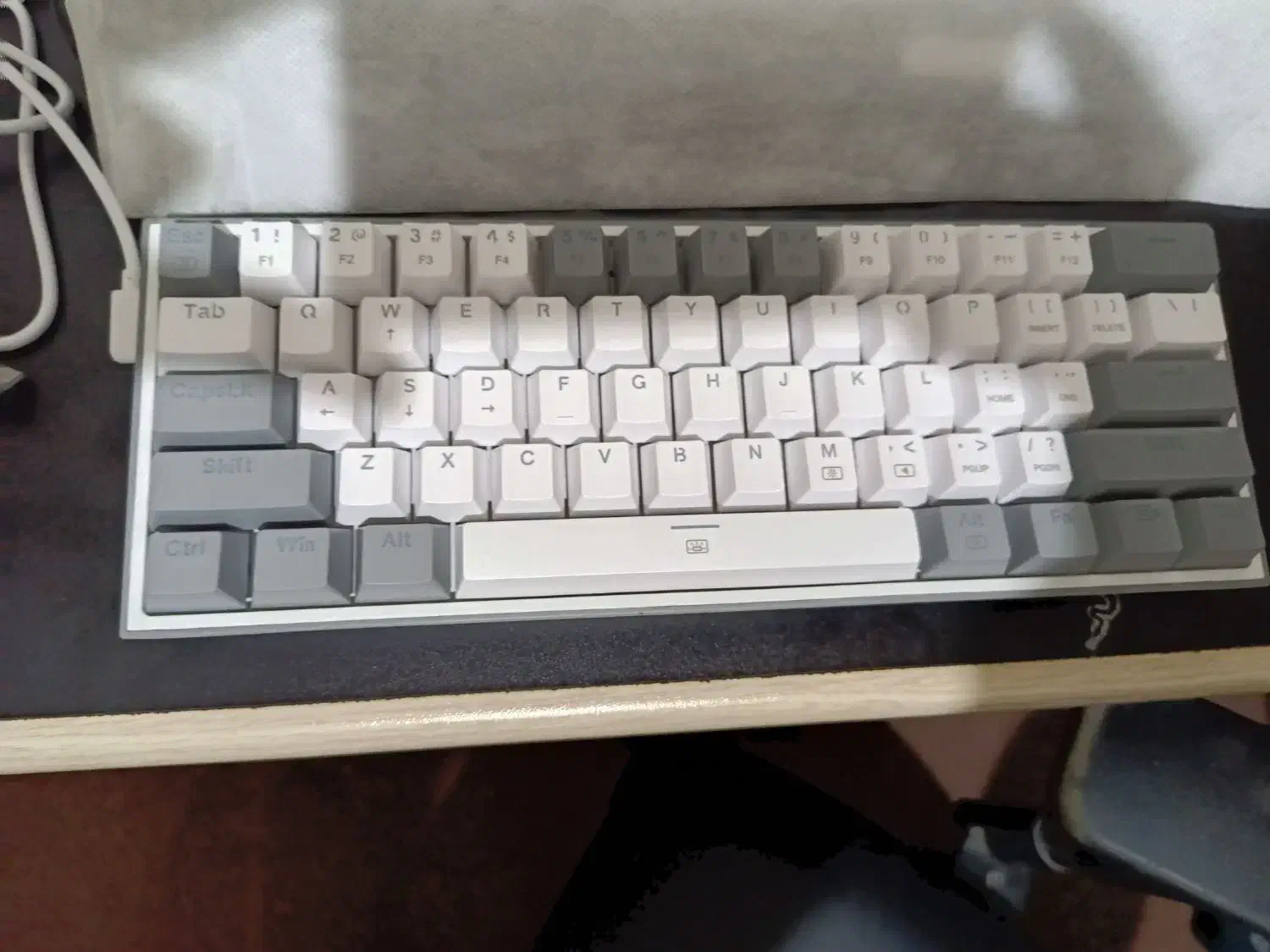 keyboard red dragon fiZ|قطعات و لوازم جانبی رایانه|رشت, چمارسرا|دیوار