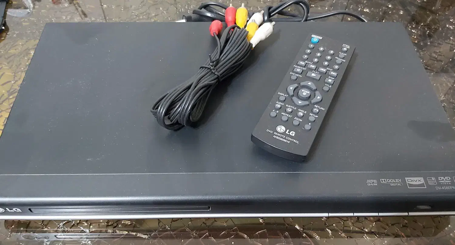 دستگاه پخش کننده دی وی دی خور (ال جی) درحد نو|پخش‌کننده DVD و ویدیو|اصفهان, خرم|دیوار