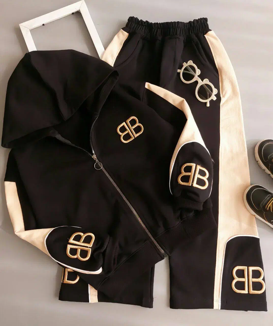 عجله کنید البسه ما رو ببینید|کفش و لباس بچه|شهرکرد, |دیوار