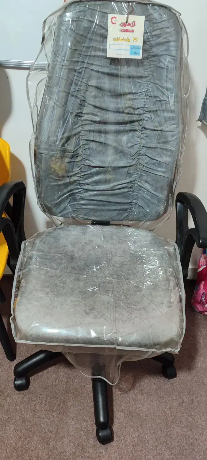 صندلی سالم|صندلی و نیمکت|شازند, |دیوار