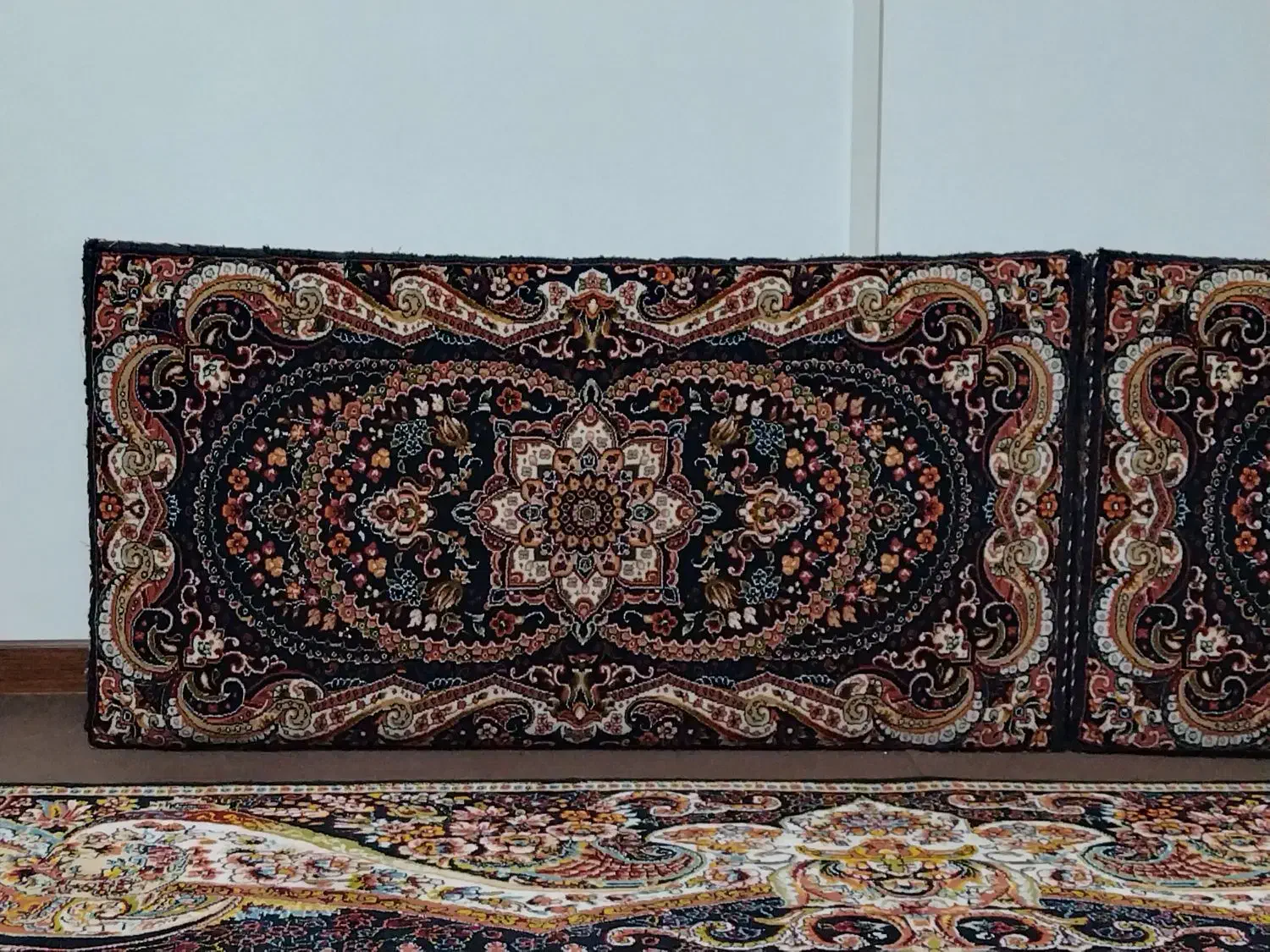 پشتی 700 شانه در حد نو|پشتی|قزوین, |دیوار