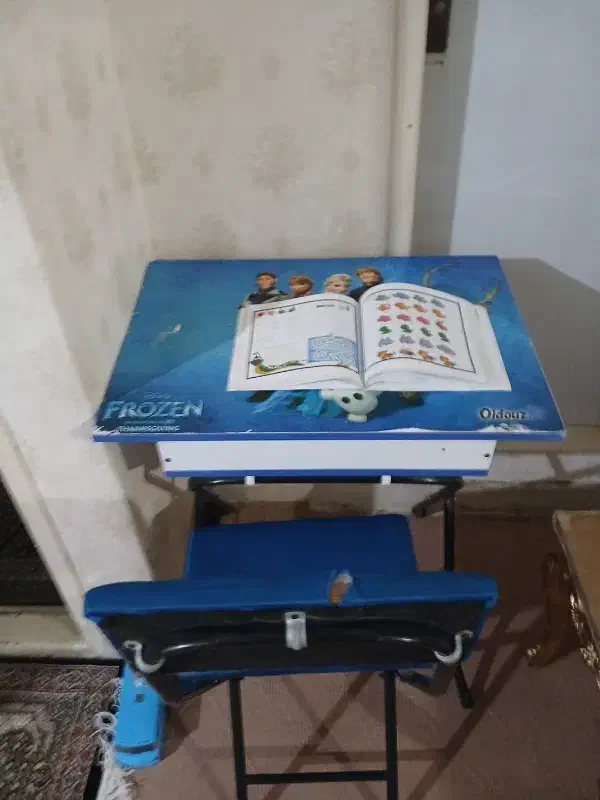 صندلی|صندلی و نیمکت|اردبیل, |دیوار