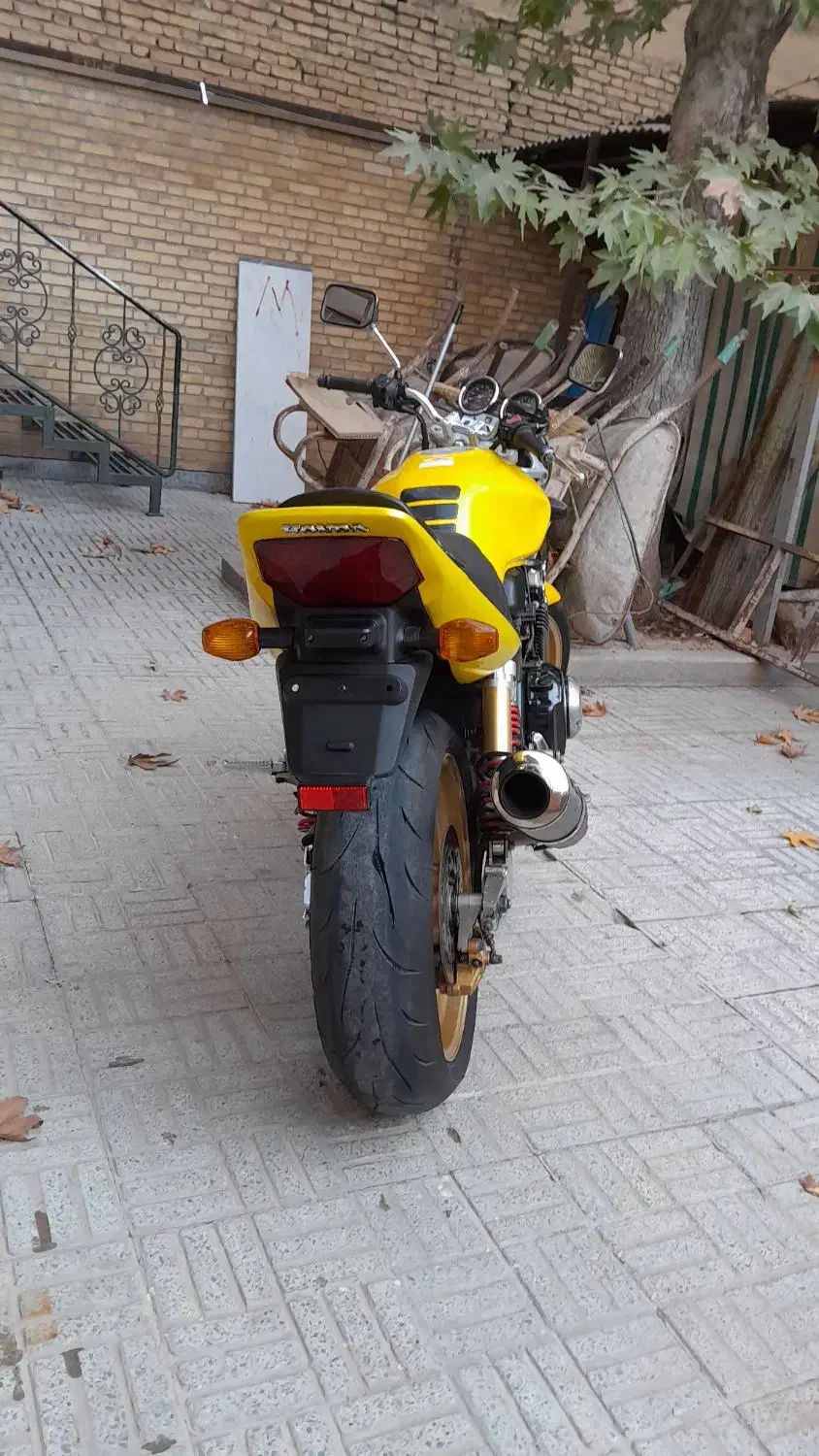 موتورسی بی ۴۰۰ هایپر .cbr .۱۳۰۰|موتورسیکلت|تهران, استاد معین|دیوار