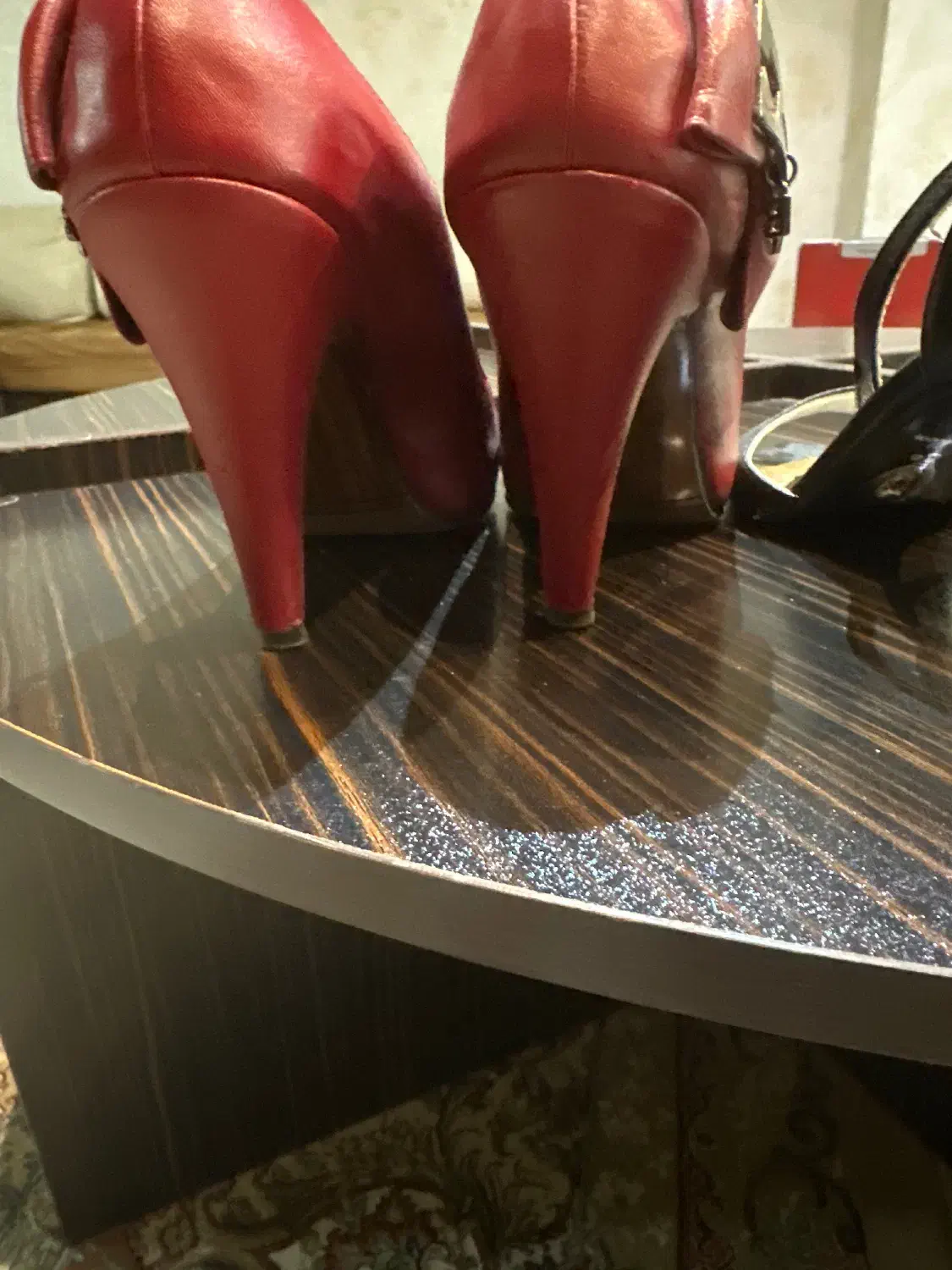 دوجفت کفش مجلسی|کیف، کفش، کمربند|برخوار, |دیوار