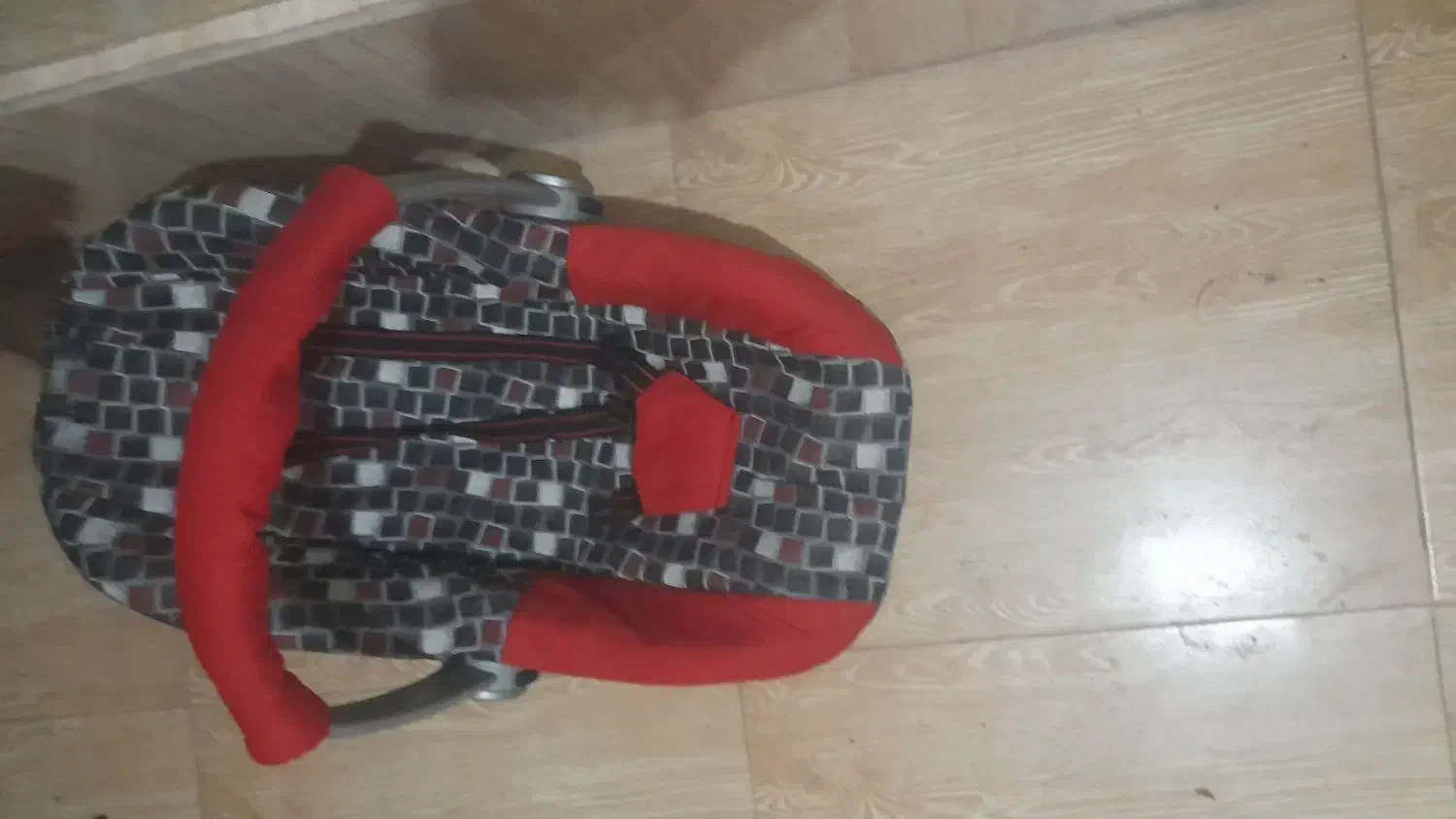 کریر|کالسکه و لوازم جانبی|گرگان, |دیوار