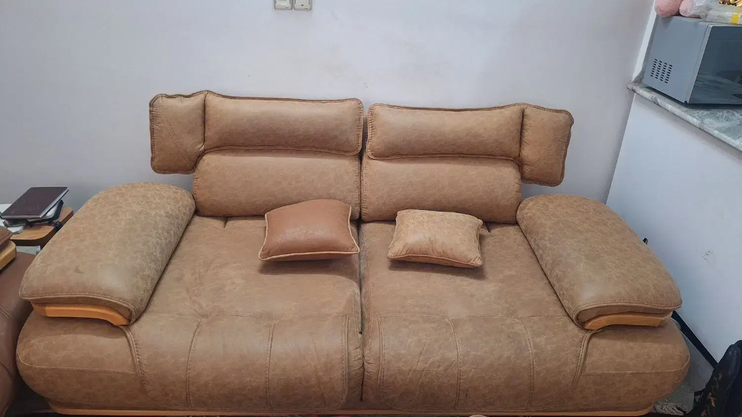 مبلمان تخت خواب شو هشت نفره با میزناهارخوری|مبلمان خانگی و میز عسلی|قم, زنبیل آباد|دیوار