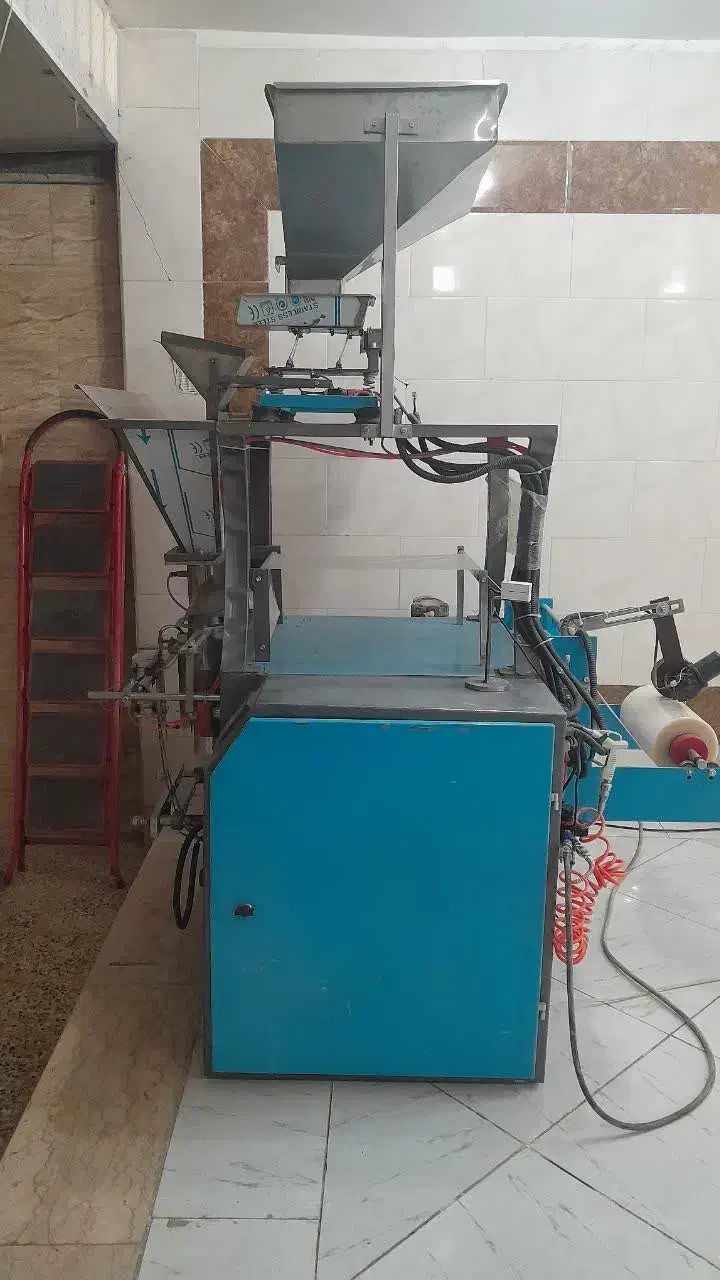 دستگاه بسته بندی حبوبات،غلات، قند و شکر مواد غذایی|ماشین‌آلات صنعتی|نجف‌آباد, امیرآباد|دیوار