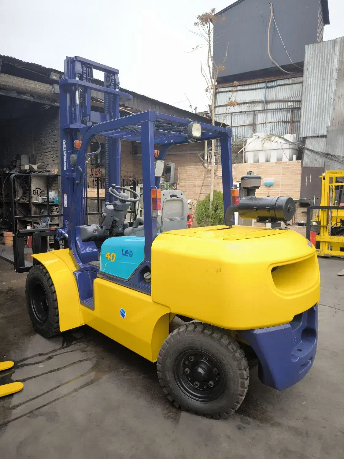 فورک لیفتراک 4 تن خط 7|ماشینآلات صنعتی|ری, دولتآباد|دیوار