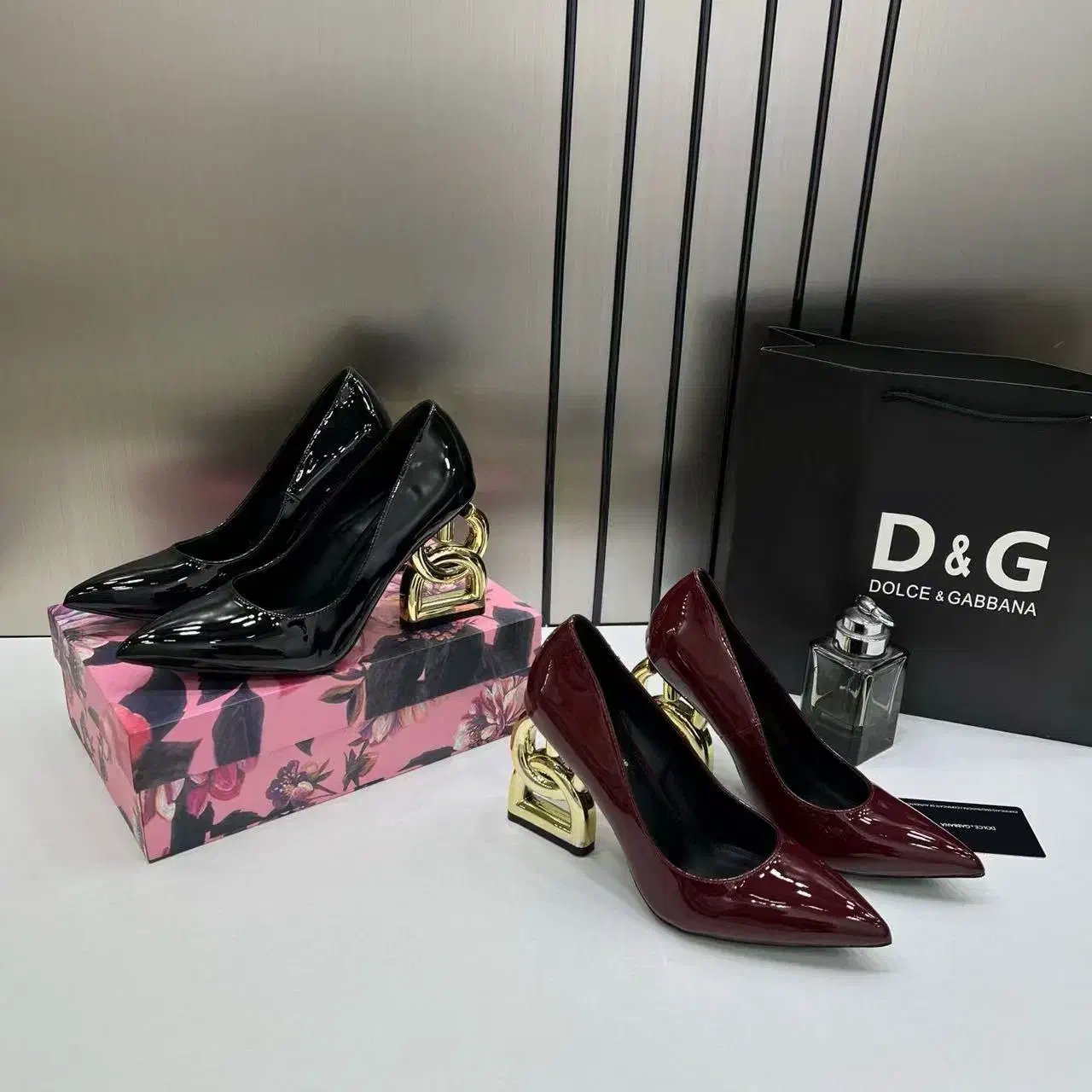 فروشنده کیف و کفش برند|استخدام خدمات فروشگاه و رستوران|تهران, شهرک غرب|دیوار