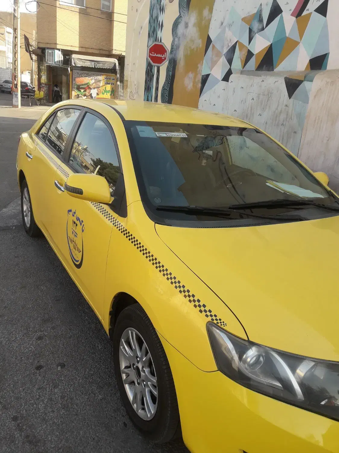 تاکسی آریو با امتیاز ۱۳۳ مدل ۹۶|خودرو سواری و وانت|قزوین, |دیوار