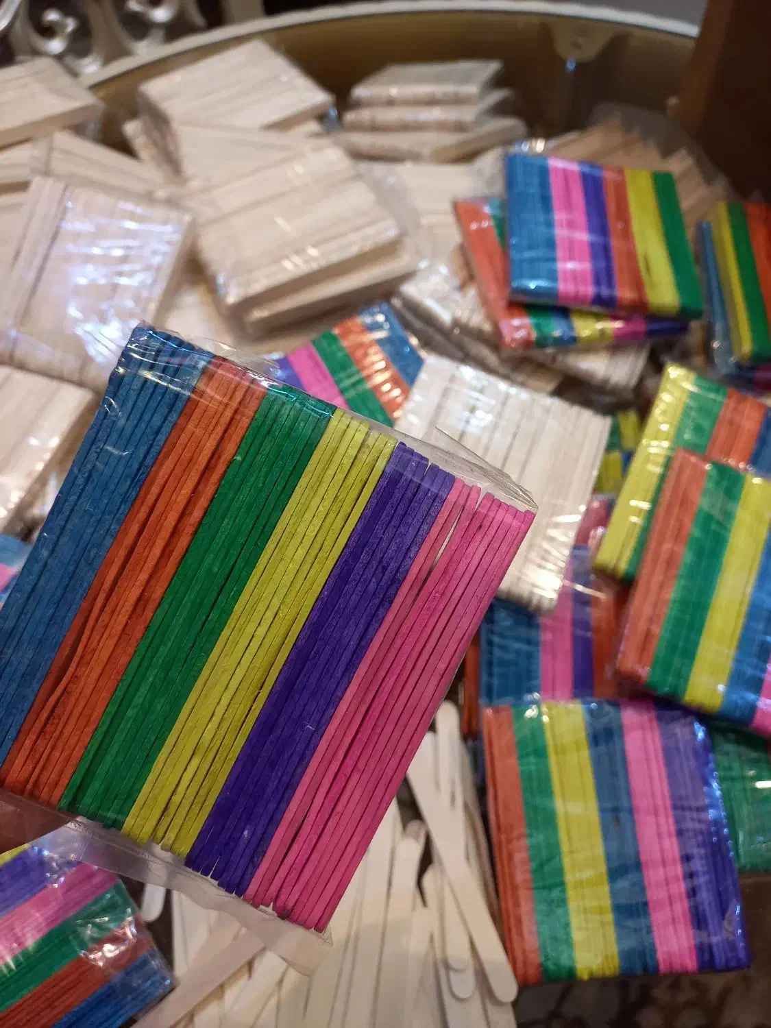 تولیدی  چوب بستنی ساده رنگی|حراج|تهران, شهرک شریفی|دیوار