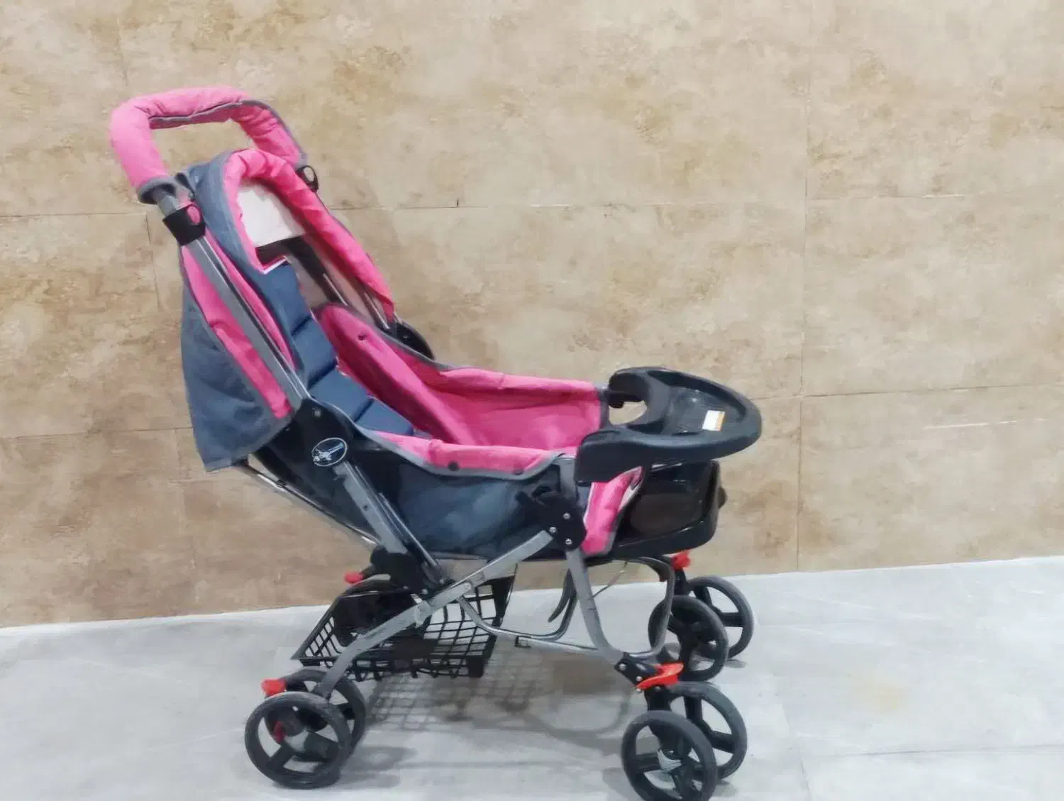 کالسکه دلیجان|کالسکه و لوازم جانبی|رشت, حافظ آباد|دیوار