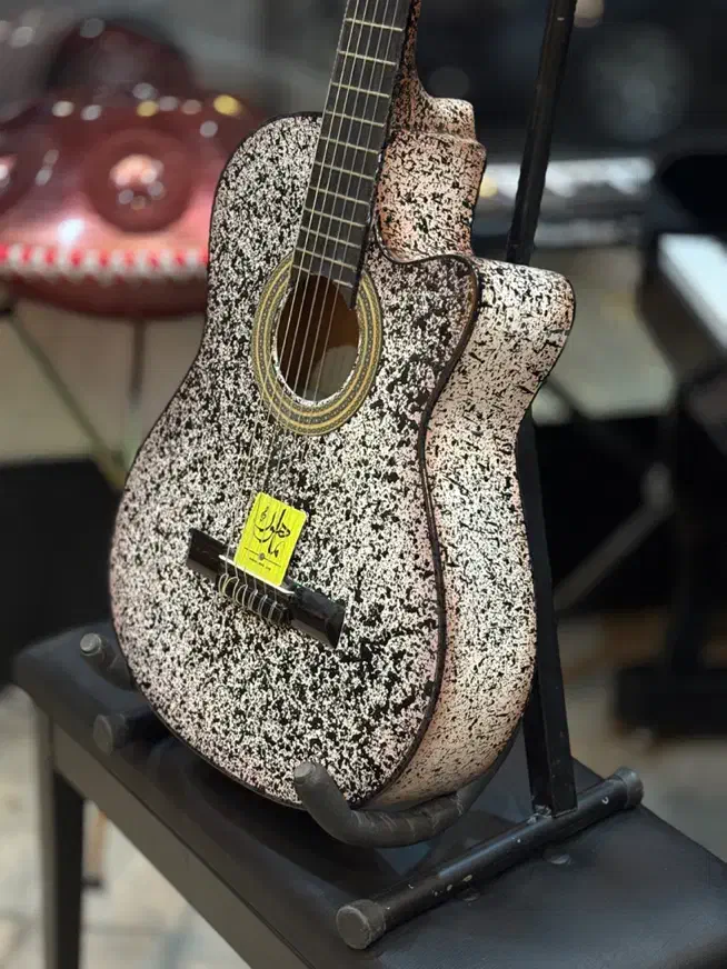 نمایندگی گیتار دیاموندDiamond|گیتار، بیس، امپلیفایر|خرم‌آباد, |دیوار