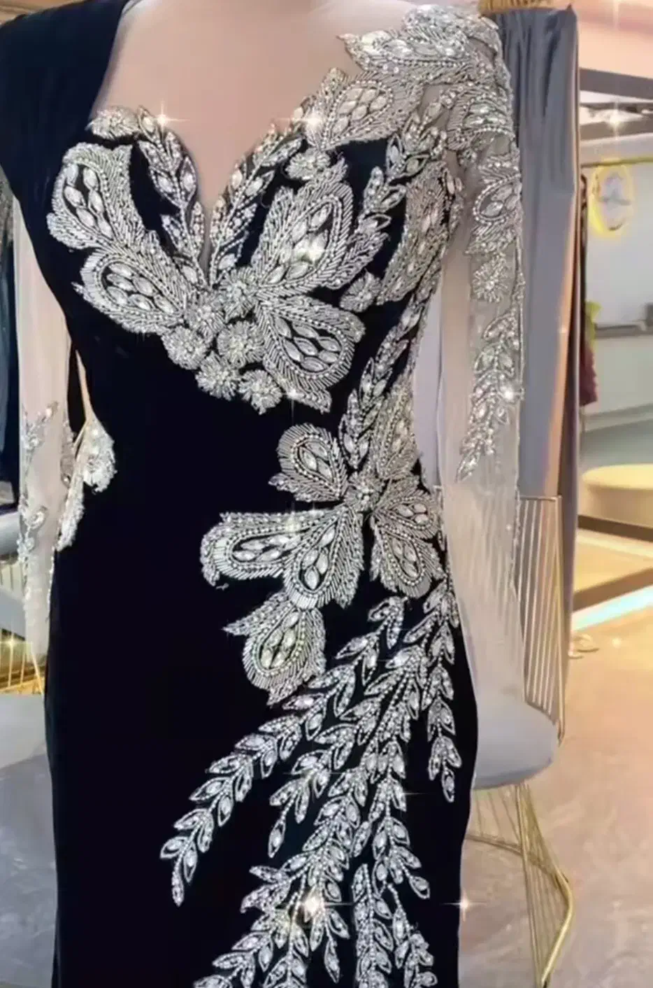 کرایه شیکترین لباسهای شب مجلسی تنوع بالا|لباس|شیراز, گلدشت معالیآباد|دیوار