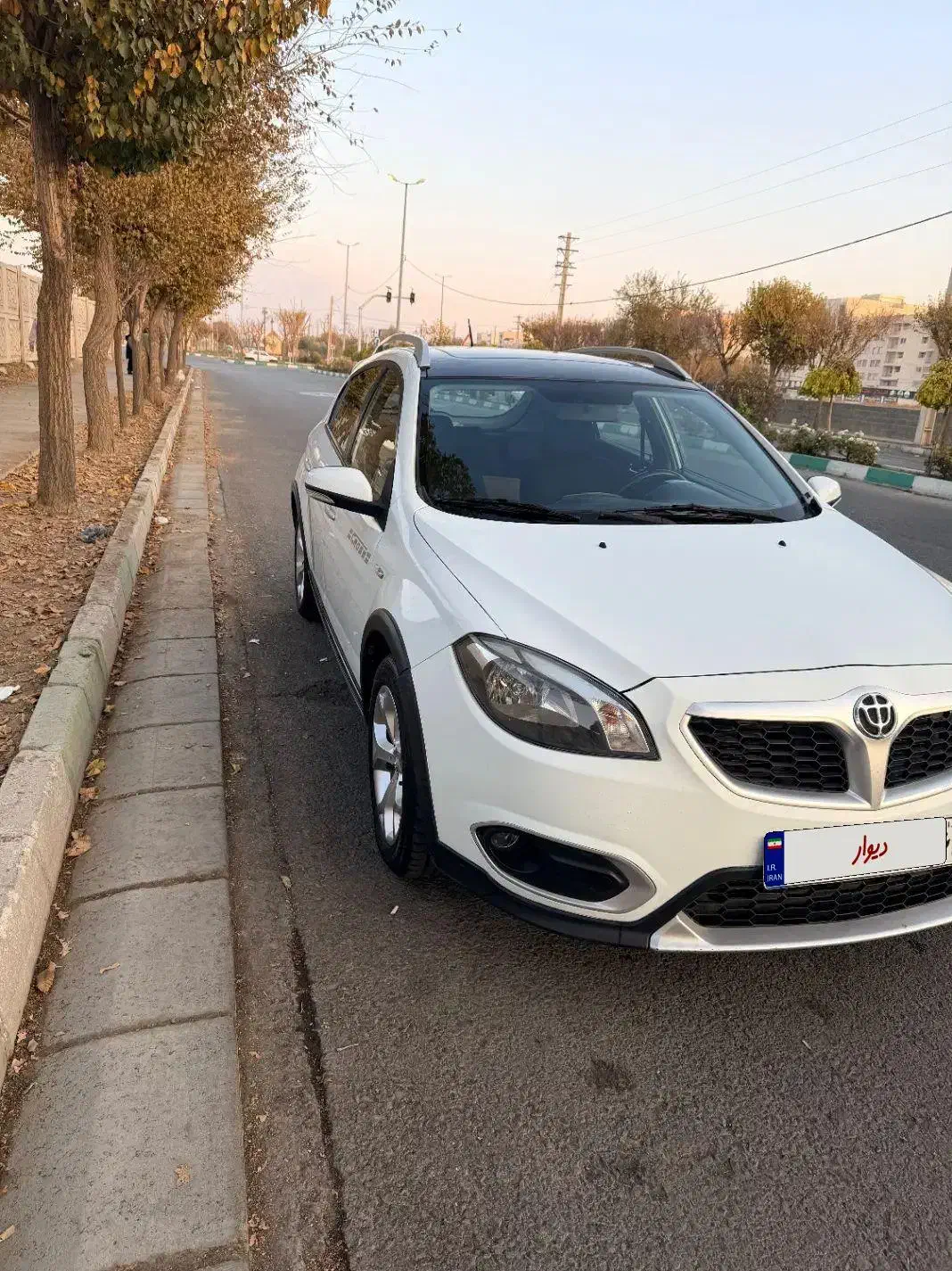 برلیانس کراس ۱۳۹۷|خودرو سواری و وانت|کرج, گلشهر|دیوار