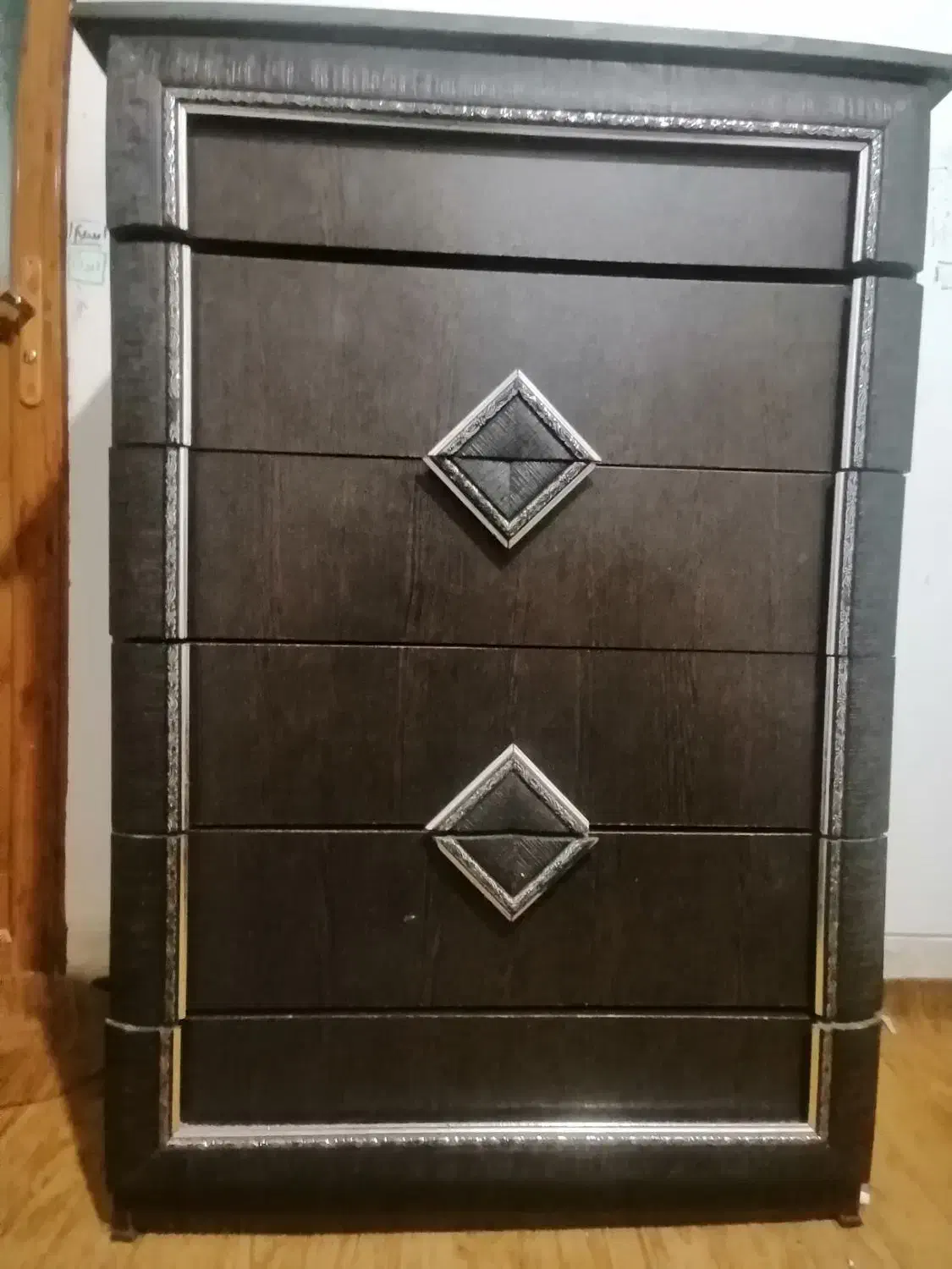 یک عدد دراور 6کشو وتمیز|جاکفشی، کمد، دراور|خمینیشهر, |دیوار