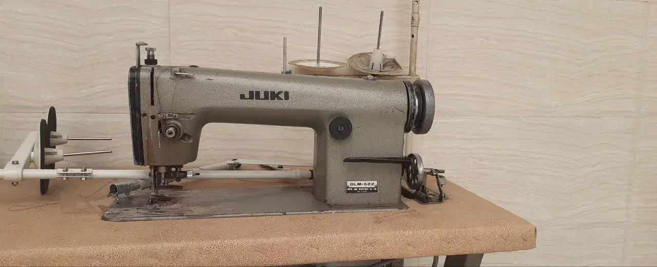 چرخ صنعتی|چرخ خیاطی و ریسندگی|رباط‌کریم, رباط‌کریم|دیوار