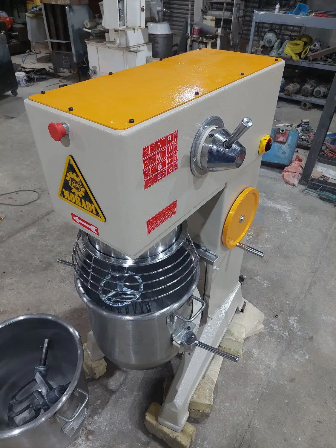 میکسر قنادی|ماشین‌آلات صنعتی|شیراز, دوکوهک|دیوار