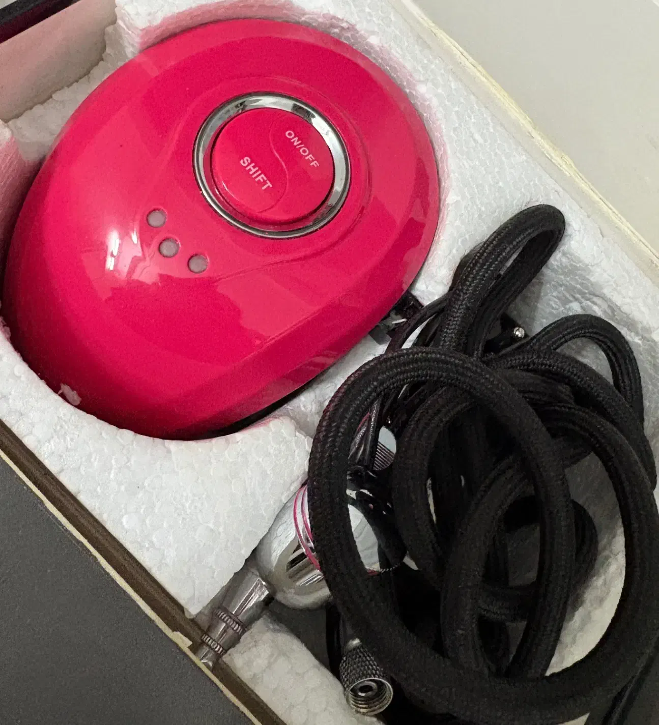 ایر براش در حد نو|آرایشگاه و سالن‌های زیبایی|قم, سعادتی|دیوار