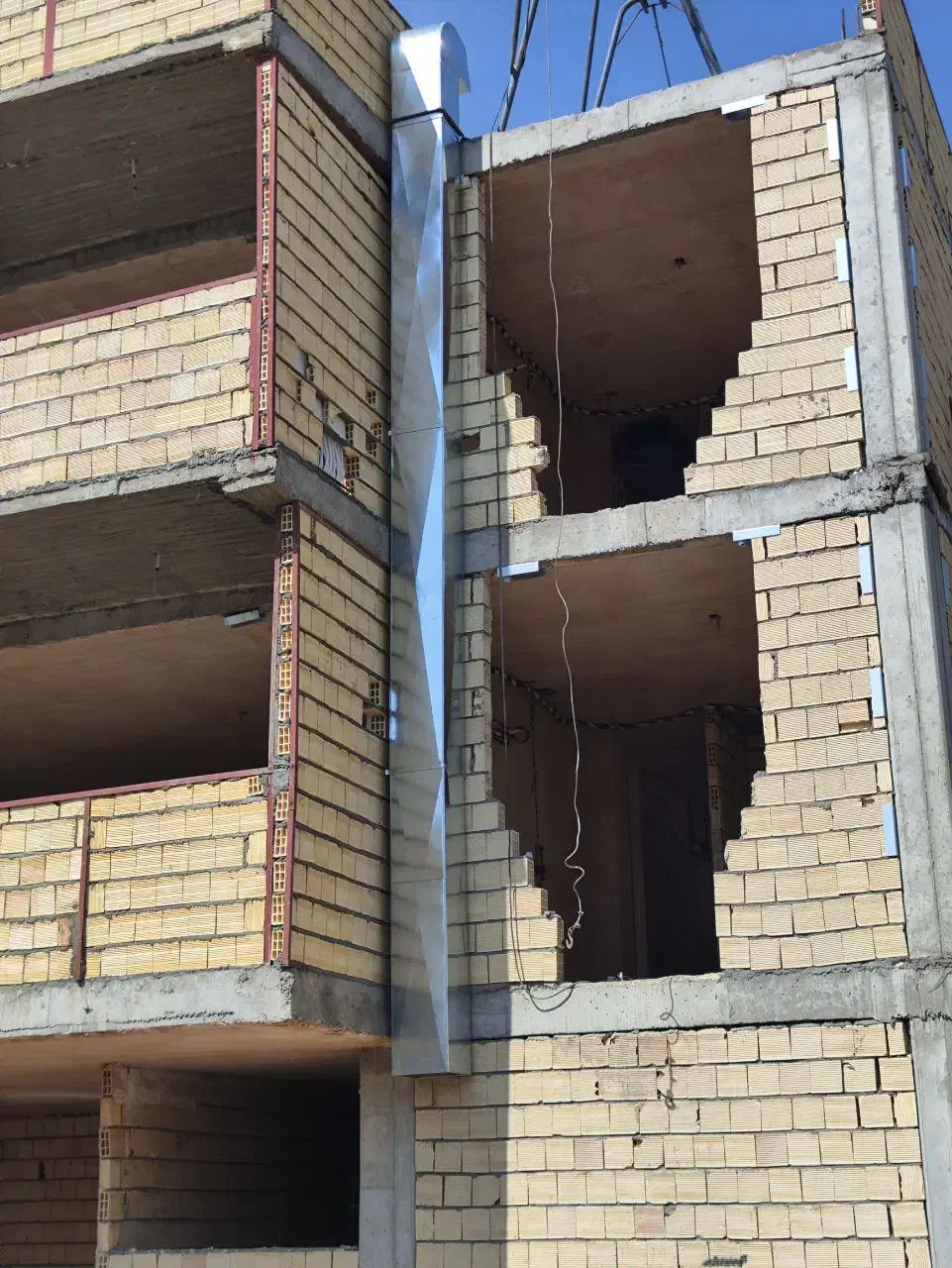 ساخت ونصب کانال کولر گرد و۴گوش|خدمات پیشه و مهارت|اصفهان, بهارستان|دیوار