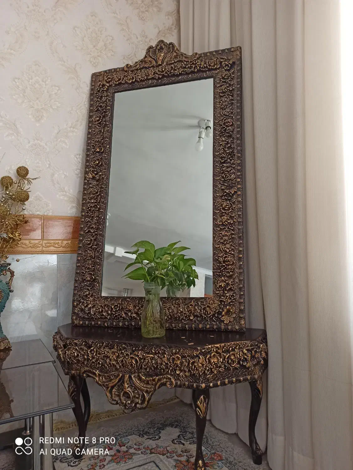 وسایل آشپزخانه|آینه|ایوان, |دیوار