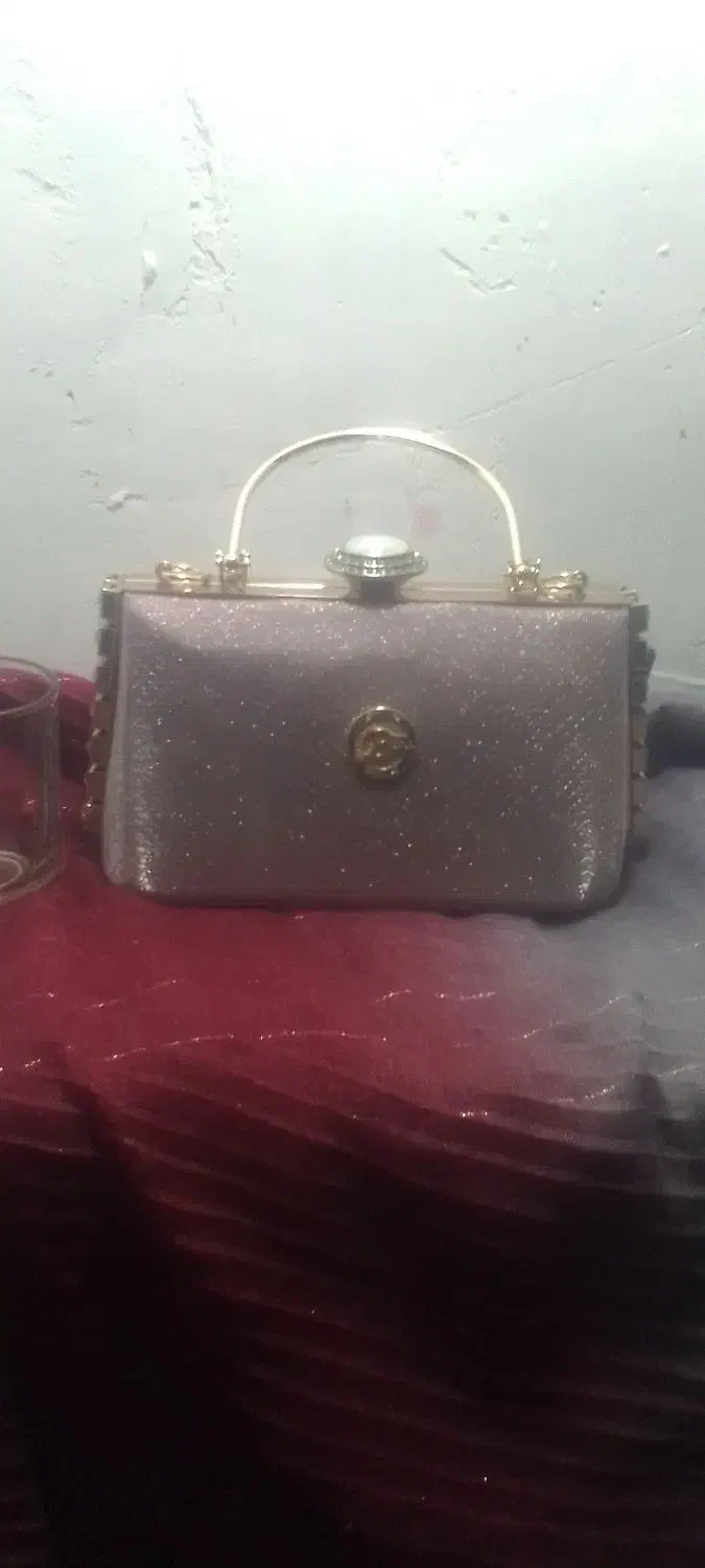 سلام سه عدد کیف مجلسی درحدنو فروش فقط تا فردا|کیف، کفش، کمربند|یزد, |دیوار