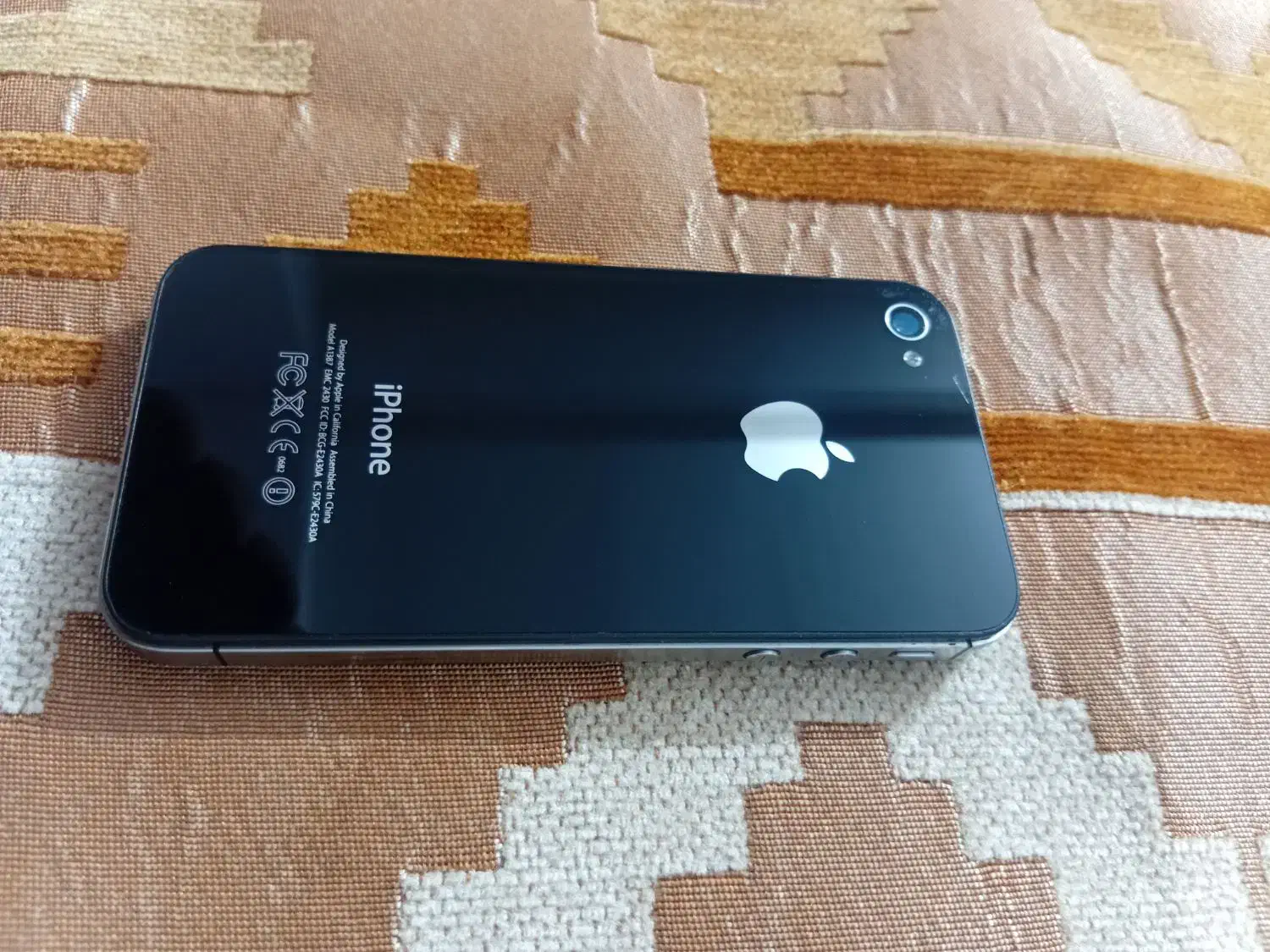 گوشی اپل4s|موبایل|تهران, آهنگران (سراسیاب دولاب)|دیوار