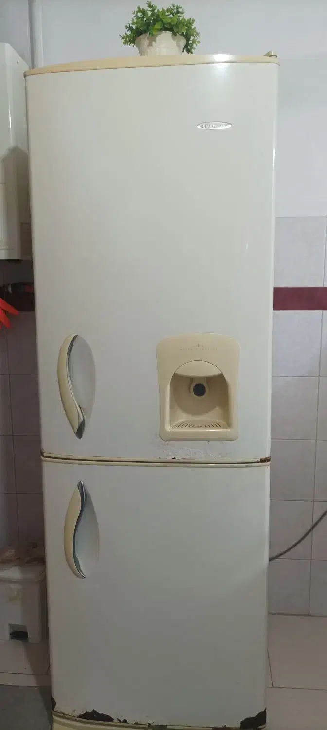 یخچال امرسان|یخچال و فریزر|رشت, دروازه لاکان|دیوار