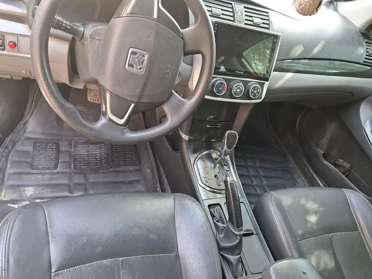 خودرو آرویو مدل ۹۴ سفید اتومات|خودرو سواری و وانت|اصفهان, لاله|دیوار