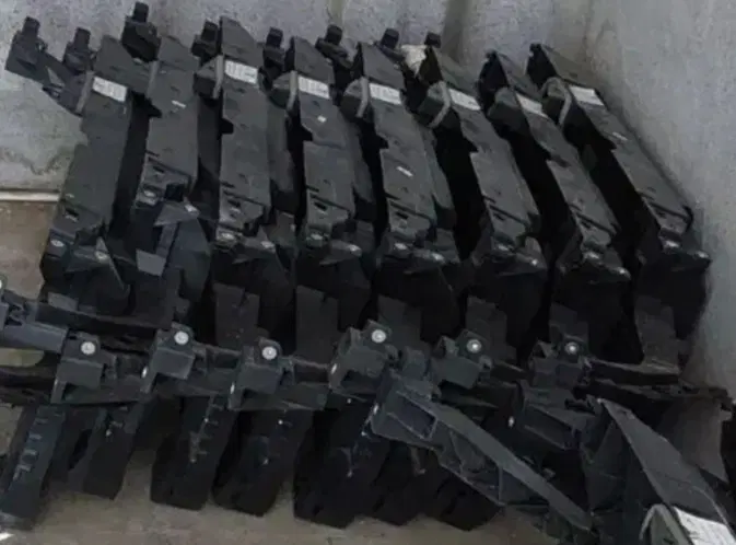 لوازم یدکی جک جی۴ j4 و j5 سپر دیاق آینه چراغ شلگیر|قطعات یدکی و لوازم جانبی|تهران, توحید|دیوار