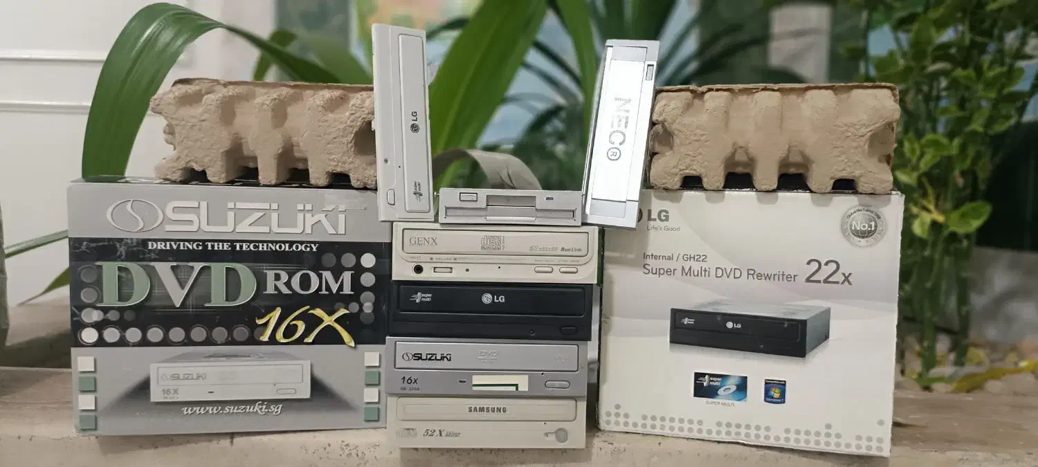 سی دی رام و فلاپی(نوستالوژی)|قطعات و لوازم جانبی رایانه|نجفآباد, یزدانشهر|دیوار