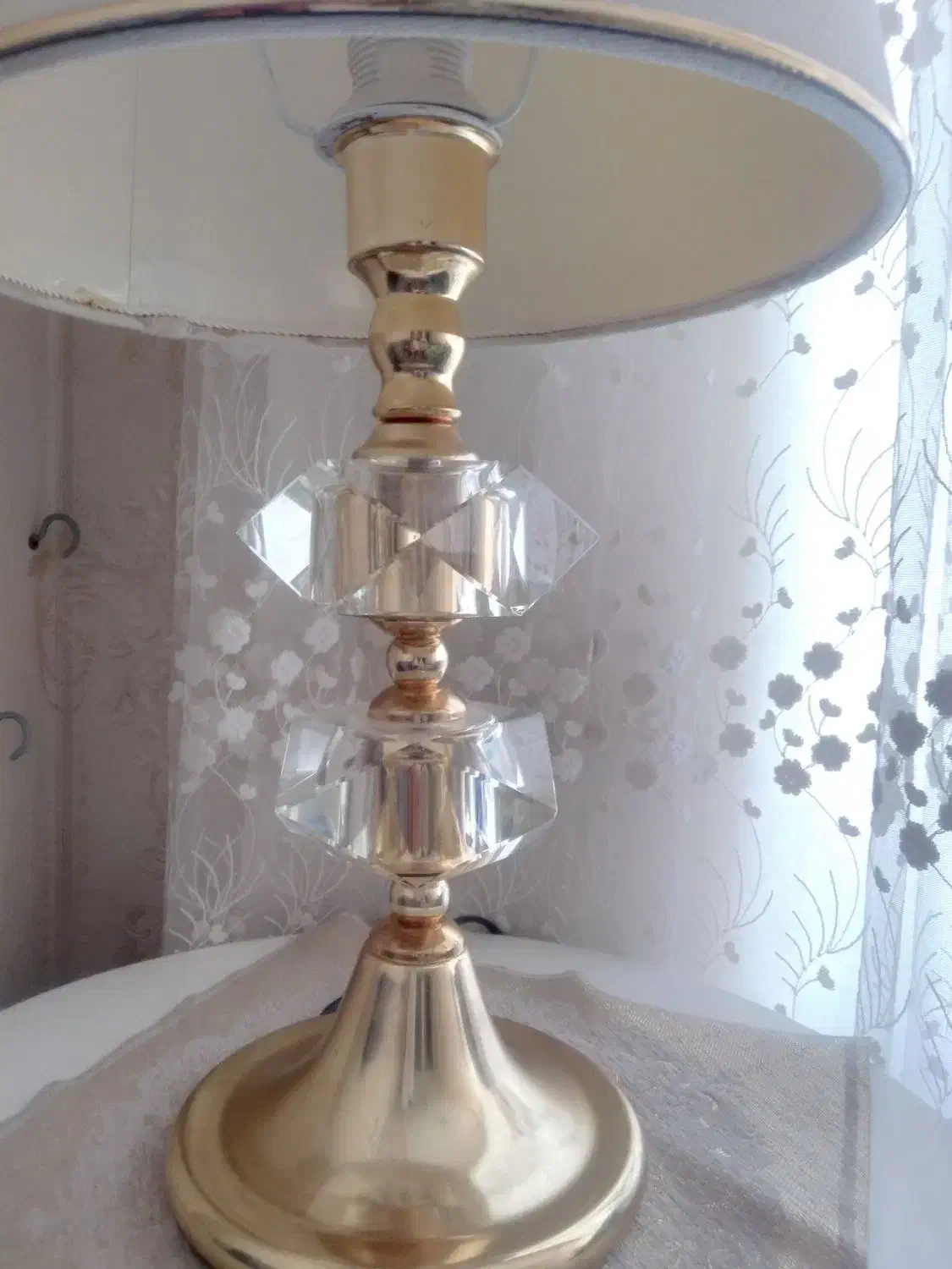 آپاژور با میز|چراغ خواب و آباژور|سنندج, |دیوار