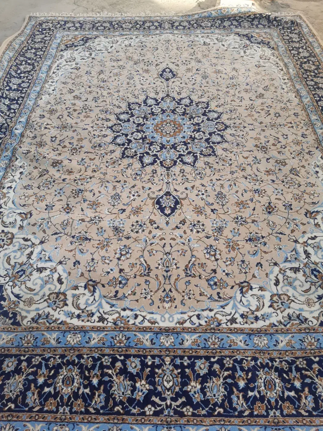 ۳ عدد فرش ۱۲ متری|فرش|لالجین, |دیوار