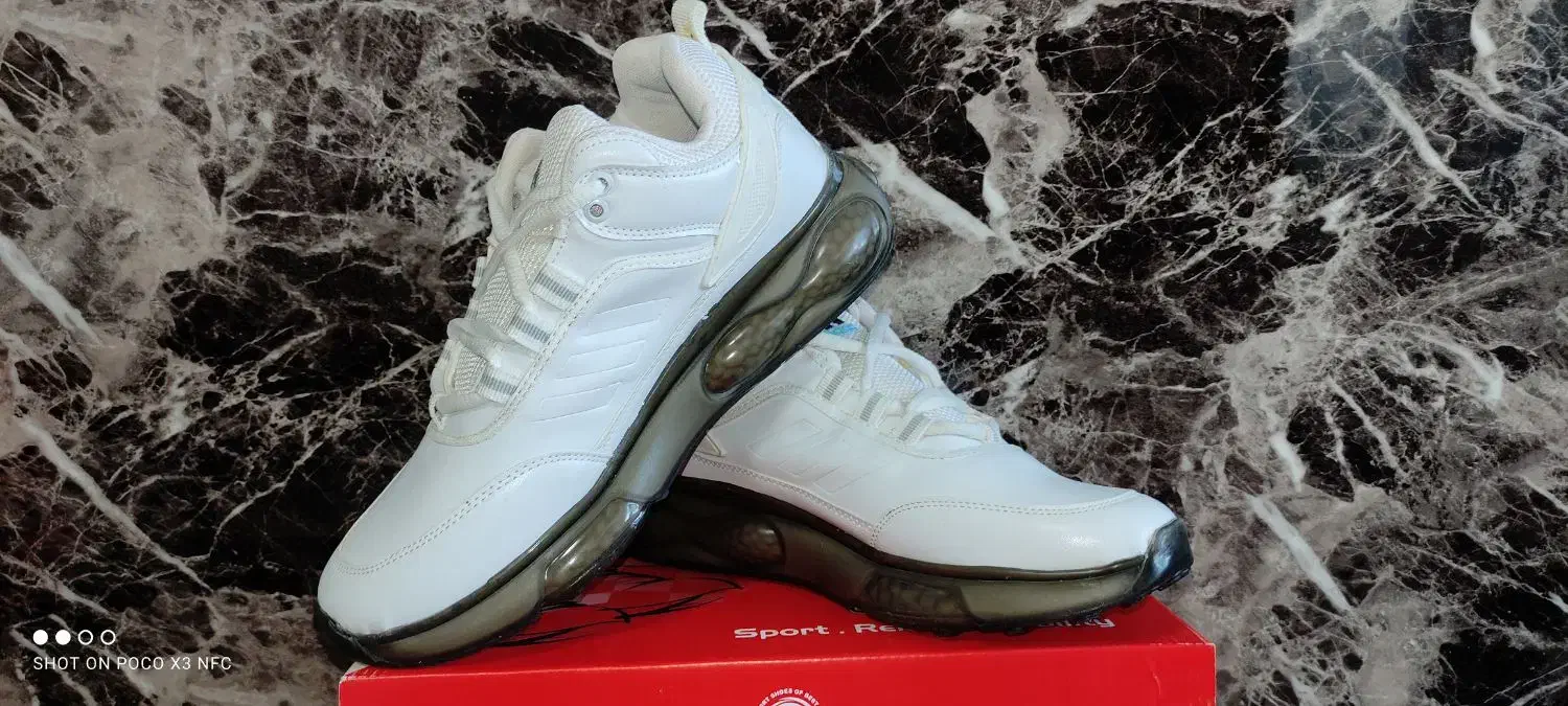 کتونی عمده به قیمت تولیدی|کیف، کفش، کمربند|پرند, فاز ۵|دیوار