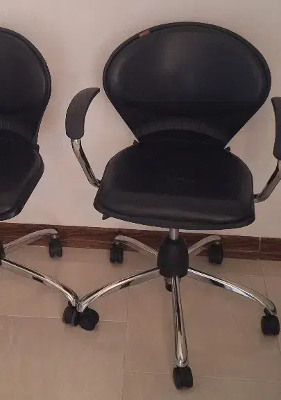 صندلی چرخدار نیلپر|مبلمان اداری|صدرا-فارس, فاز ۱|دیوار